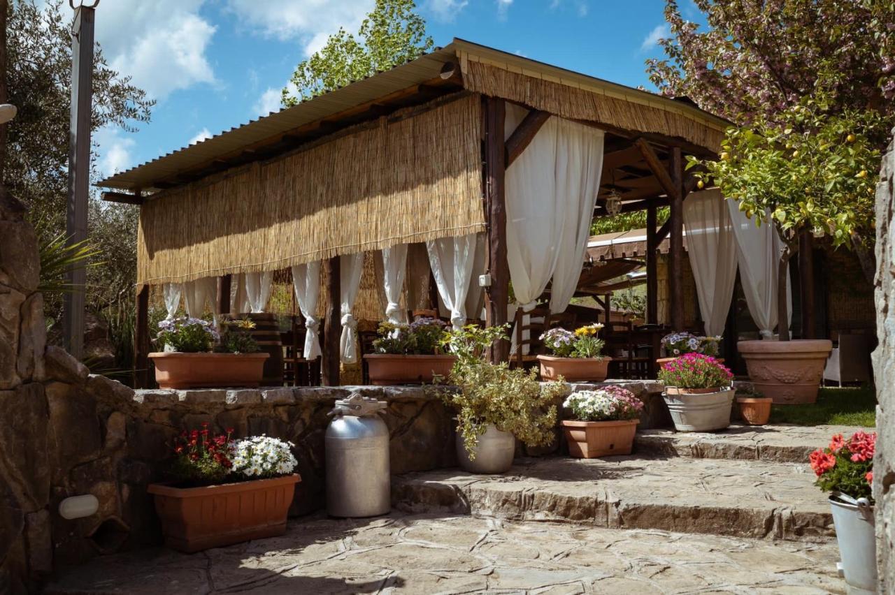 Agriturismo A Casa Di Susanna Santo Stefano del Sole Екстер'єр фото